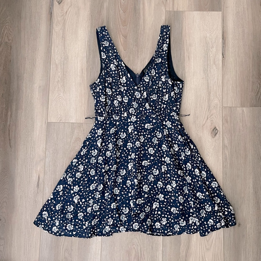 Lulu’s floral ruffled mini dress